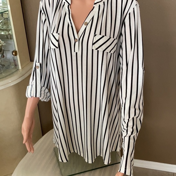 Blouse - Picture 6 of 7